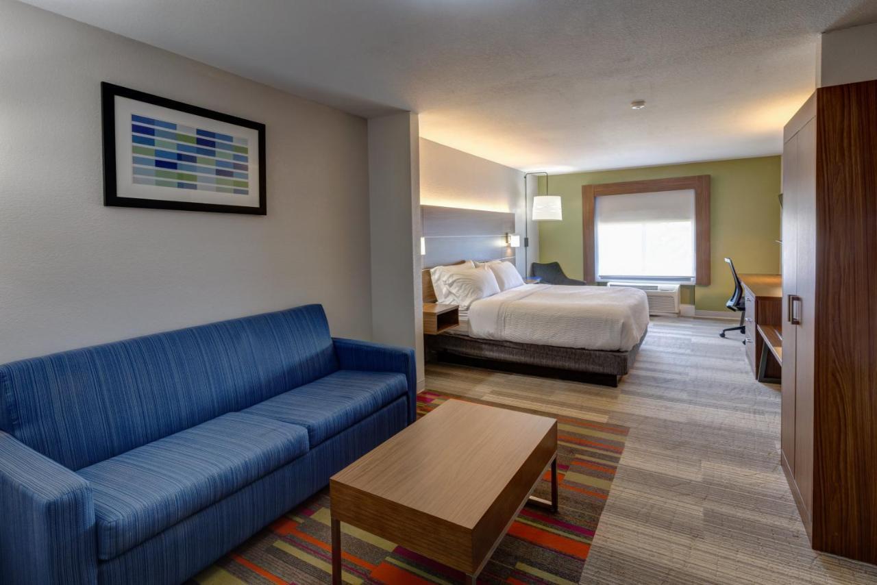 Holiday Inn Express Hotel & Suites Shelbyville By Ihg Bagian luar foto