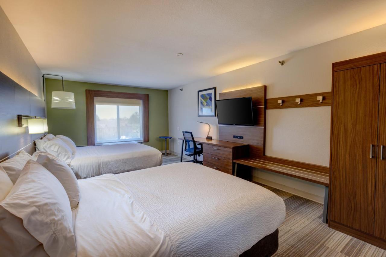 Holiday Inn Express Hotel & Suites Shelbyville By Ihg Bagian luar foto