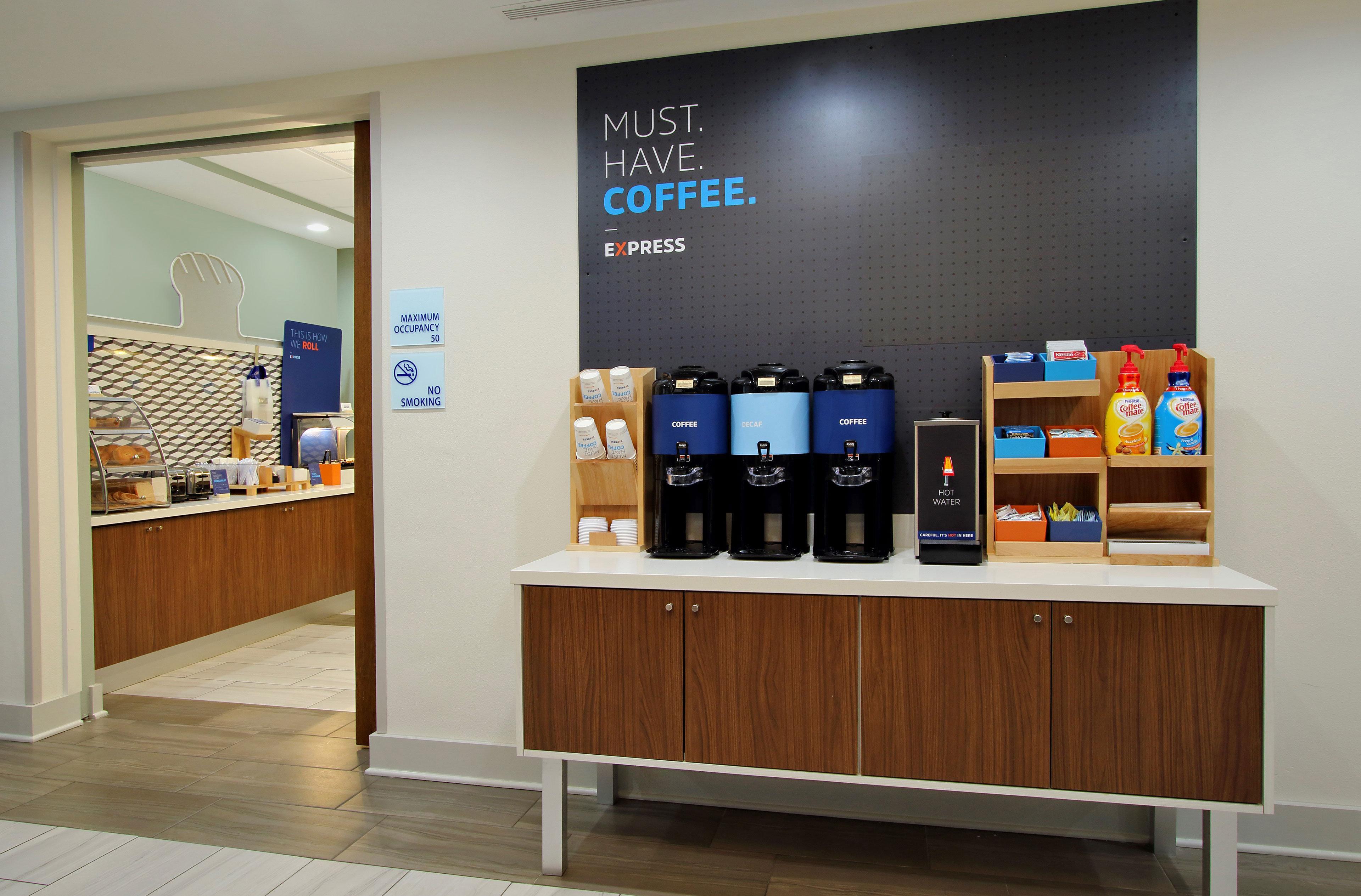 Holiday Inn Express Hotel & Suites Shelbyville By Ihg Bagian luar foto