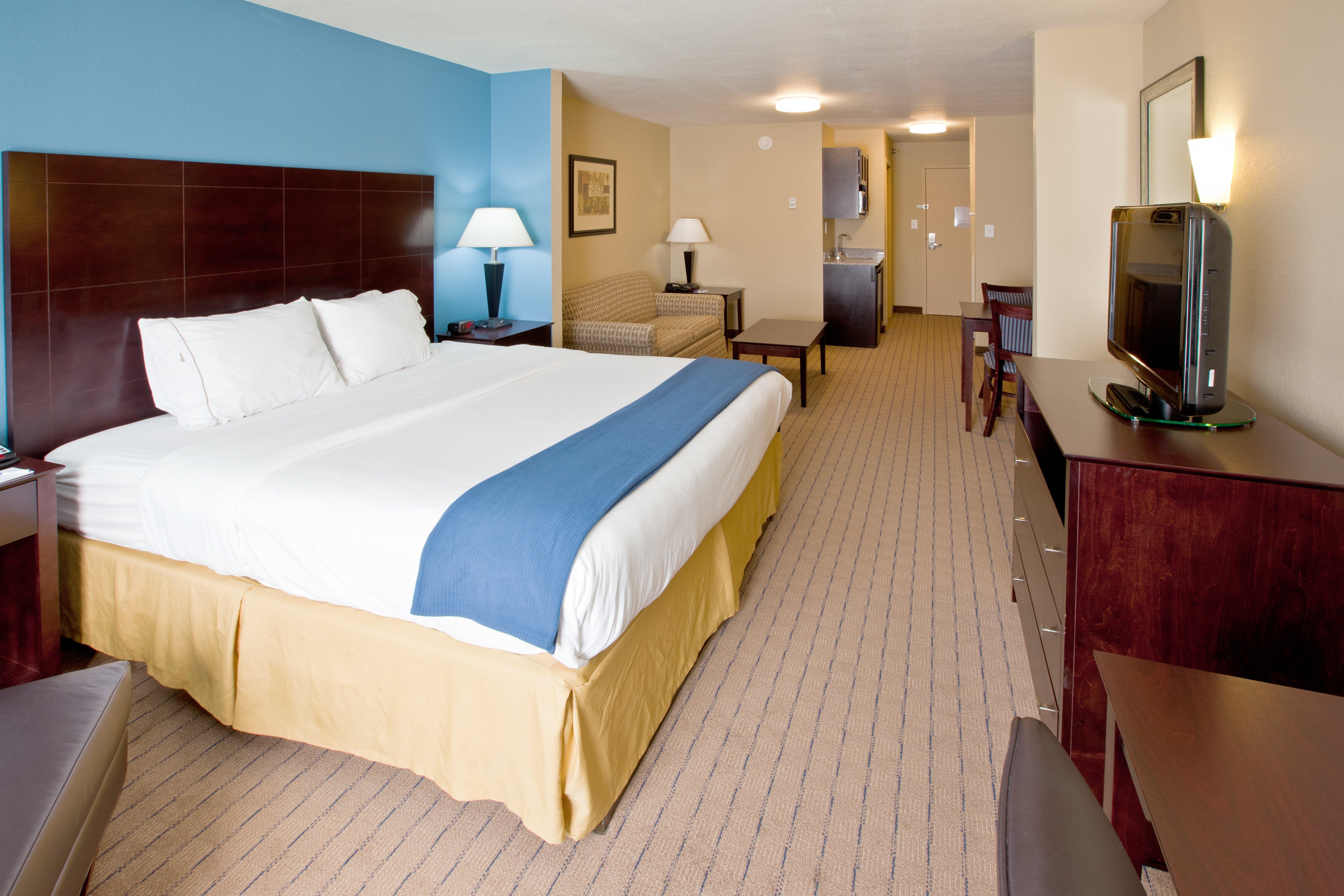 Holiday Inn Express Hotel & Suites Shelbyville By Ihg Bagian luar foto
