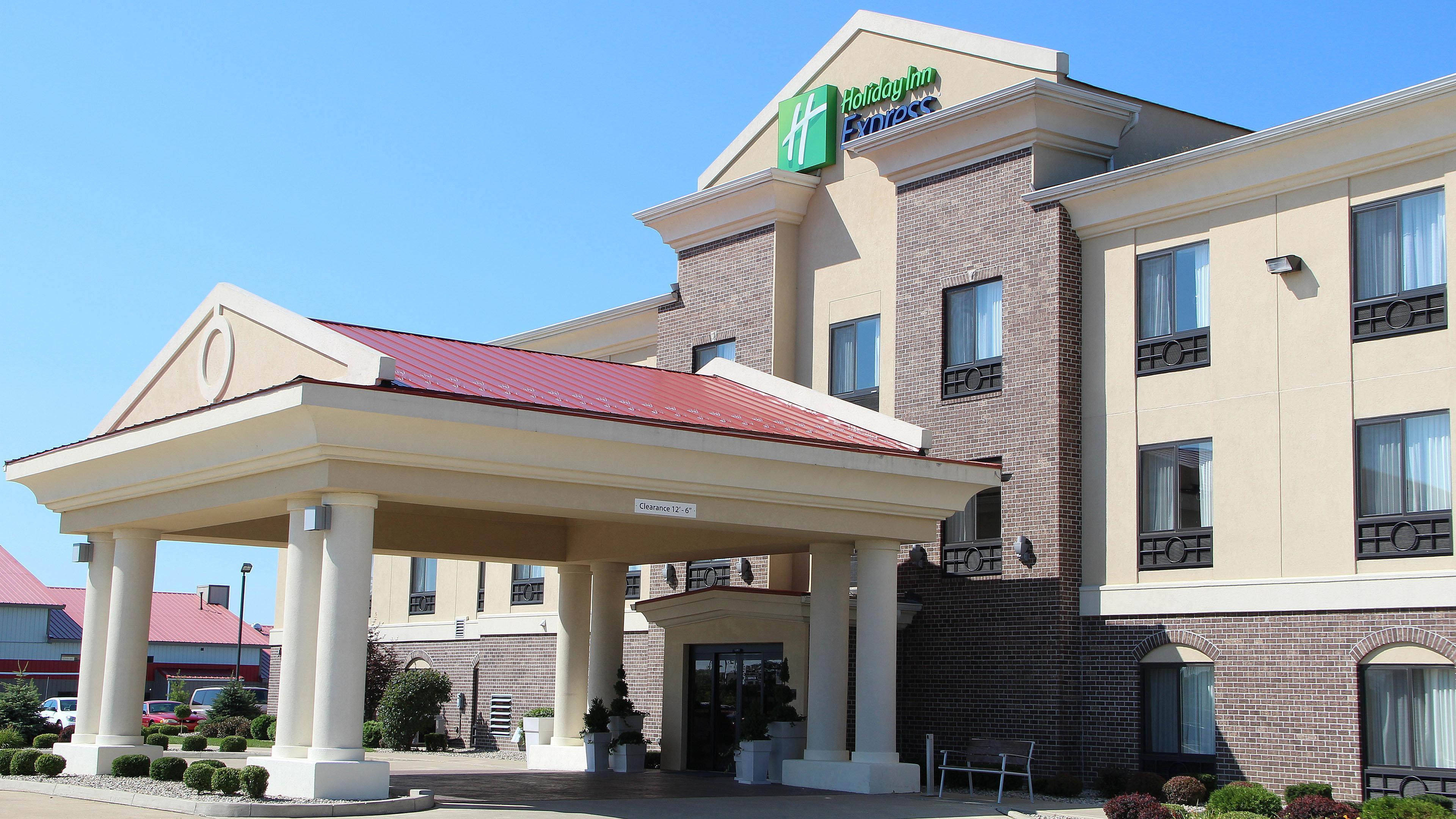 Holiday Inn Express Hotel & Suites Shelbyville By Ihg Bagian luar foto